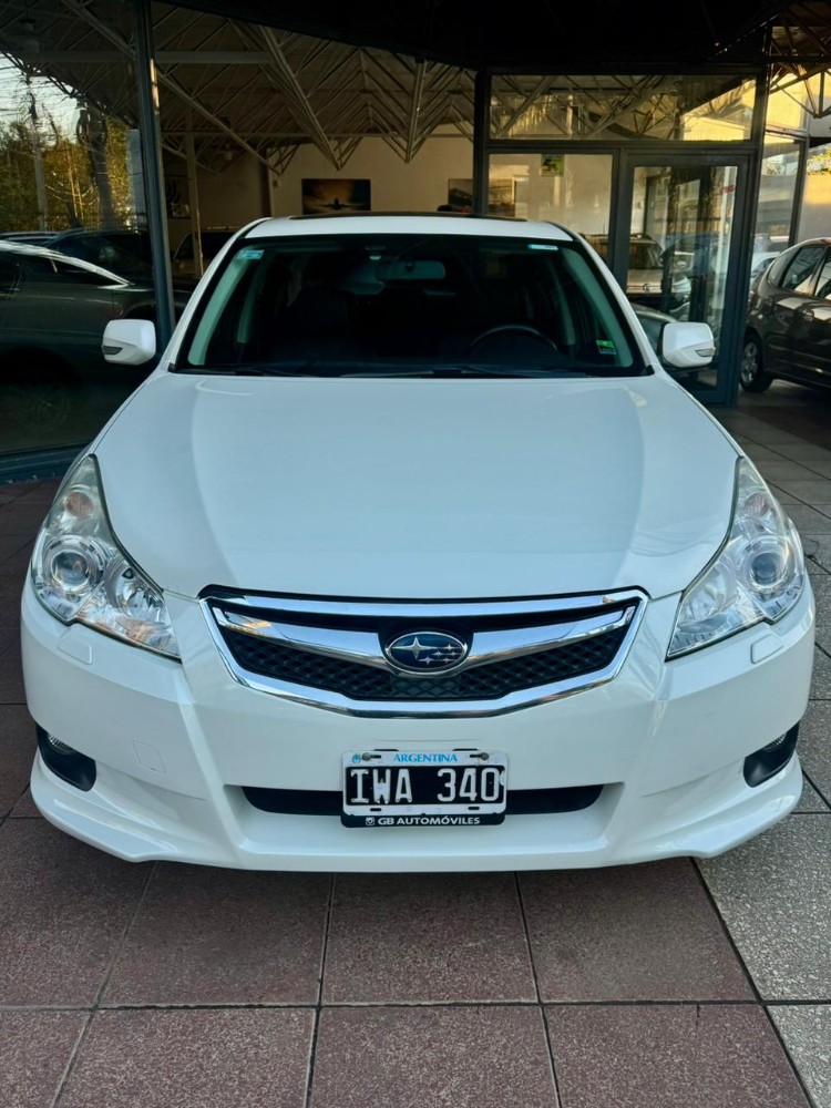 Subaru Legacy Premium — foto 2